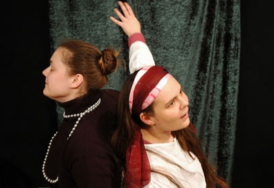 alexandra und eva odri in hannah & maude